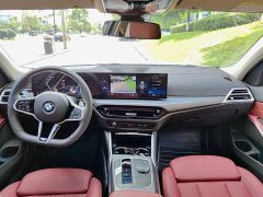 BMW 3 Series 2025 325i M Sport Package - ფოტო 10