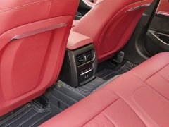 BMW 3 Series 2025 325i M Sport Package - ფოტო 9