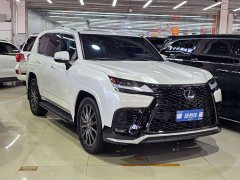 Lexus LX 600 7-Seater F-Sport US-Spec Edition - ფოტო 3