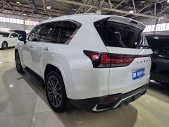 Lexus LX 600 7-Seater F-Sport US-Spec Edition - ფოტო 5