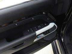 Land Rover Defender 2022 110 P400 Dark Edition - ფოტო 8