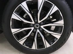 Volvo XC60 B5 AWD Smart Remote Luxury Edition - ფოტო 17