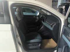 Volkswagen Touareg 300TSI FWD Lunar Premium Edition - ფოტო 11