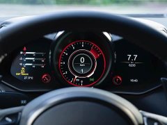 Aston Martin V8 Vantage 4.0T V8 F1 Edition Coupe - ფოტო 16