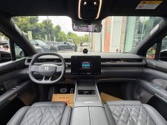 NIO ES8 2026 Seven-Seat Executive Luxury Edition - ფოტო 13