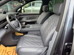 NIO ES8 2026 Seven-Seat Executive Luxury Edition - ფოტო 8