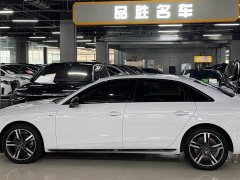Audi A4L 2022 40 TFSI Luxury Dynamic - ფოტო 4