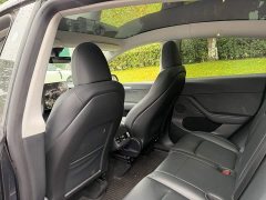 Tesla Model Y Rear-Wheel Drive - ფოტო 11