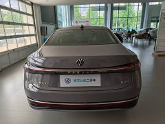 Volkswagen Passat 2025 Pro 380TSI Dragon Premium Edition - ფოტო 16