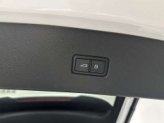 Audi Q5L Sportback 40 TFSI Luxury - ფოტო 16
