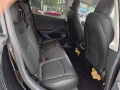 Tesla Model Y Rear-Wheel Drive - ფოტო 11