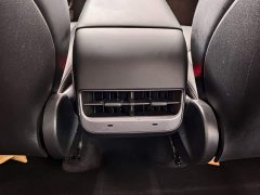 Tesla Model Y Rear-Wheel Drive - ფოტო 9