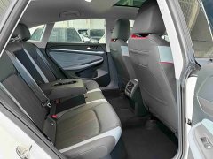 Volkswagen Lingdu L 280TSI DSG Dazzling Red Edition - ფოტო 16