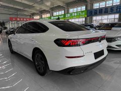 Volkswagen Lingdu L 280TSI DSG Dazzling Red Edition - ფოტო 6