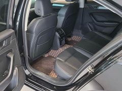 Skoda Superb TSI280 DSG Prestige - ფოტო 10