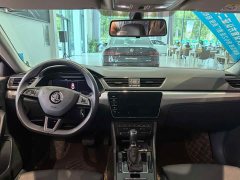 Skoda Superb TSI280 DSG Prestige - ფოტო 5