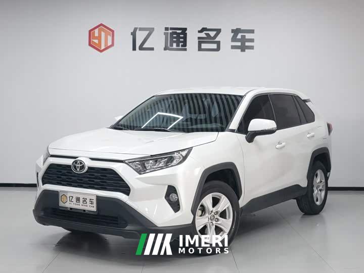 Toyota RAV4 2.0L CVT FWD Urban Edition