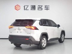 Toyota RAV4 2.0L CVT FWD Urban Edition - ფოტო 19