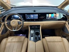 Voyah Dream PHEV Extended Range Luxury Edition - ფოტო 18