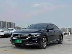 Volkswagen Passat 330TSI Luxury - ფოტო 1
