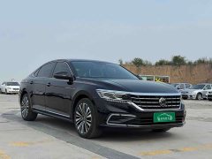 Volkswagen Passat 330TSI Luxury - ფოტო 3