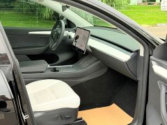 Tesla Model Y Long Range All-Wheel Drive - ფოტო 11
