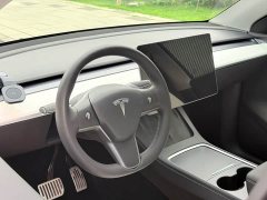 Tesla Model Y Long Range All-Wheel Drive - ფოტო 15