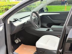 Tesla Model Y Long Range All-Wheel Drive - ფოტო 16