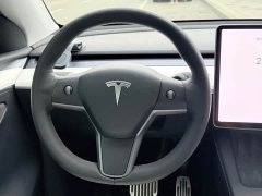 Tesla Model Y Long Range All-Wheel Drive - ფოტო 17