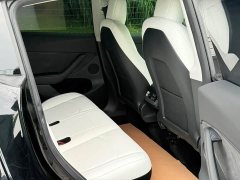 Tesla Model Y Long Range All-Wheel Drive - ფოტო 18