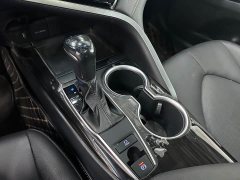 Toyota Camry 2.0G Luxury - ფოტო 12