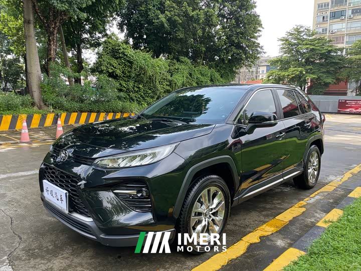 Toyota Vland 2.0L CVT FWD Luxury Plus