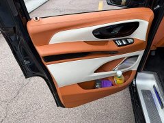 Mercedes-Benz Vito 2021 2.0T Elite 7-Seater - ფოტო 6