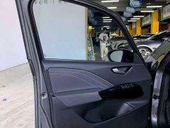Volkswagen ID.3 Outstanding Edition - ფოტო 14