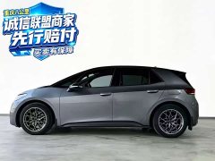 Volkswagen ID.3 Outstanding Edition - ფოტო 8