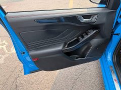 Ford Focus Sedan EcoBoost 180 Automatic ST Line - ფოტო 6
