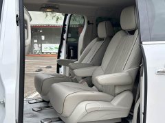 Buick GL8 Land Business Class 652T Luxury - ფოტო 8