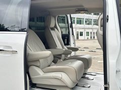 Buick GL8 Land Business Class 652T Luxury - ფოტო 9