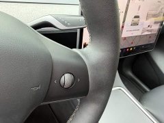 Tesla Model Y Rear-Wheel Drive - ფოტო 10