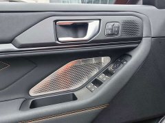 Ford Explorer 2027 2.3T EcoBoost Kunlun Peak Edition 7-Seater - ფოტო 10