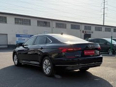 Volkswagen Passat 330TSI Elite - ფოტო 14