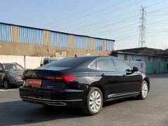 Volkswagen Passat 330TSI Elite - ფოტო 18