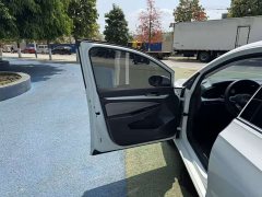 Volkswagen Golf 2020 200TSI DSG Comfort - ფოტო 14