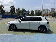 Volkswagen Golf 2020 200TSI DSG Comfort - ფოტო 4