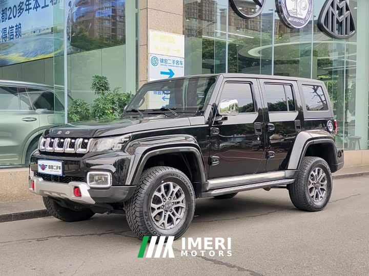 Beijing Jeep BJ40 2.0T Automatic Four-Wheel Drive Urban Hunter Edition Swordsman