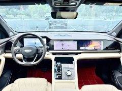 Geely Xingyue L Oriental Radiance 2.0T Auto Panorama Edition - ფოტო 6