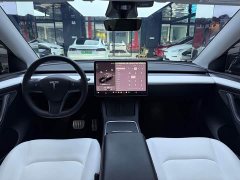 Tesla Model Y Performance All-Wheel Drive - ფოტო 7