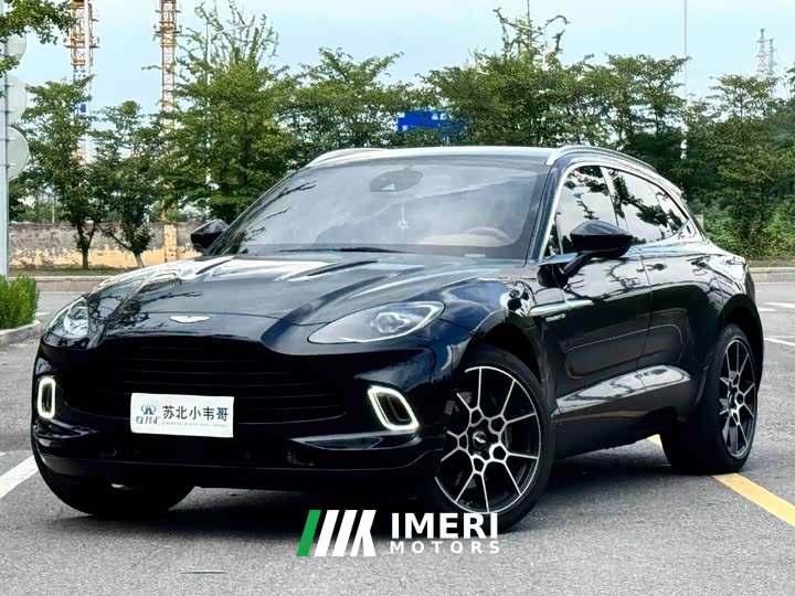 Aston Martin DBX 3.0T Straight-Six - ავტომობილი ჩინეთიდან