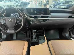 Lexus ES 2020 300h Excellence - ფოტო 14