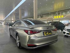Lexus ES 2020 300h Excellence - ფოტო 5